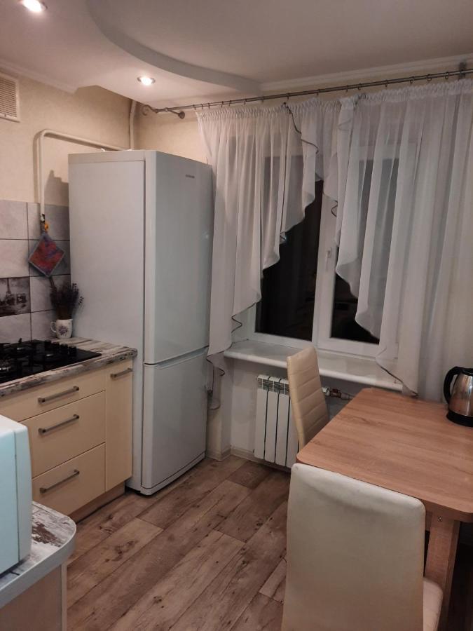 Квартира Возле Вокзала Dniprodzerzhynsk Bagian luar foto