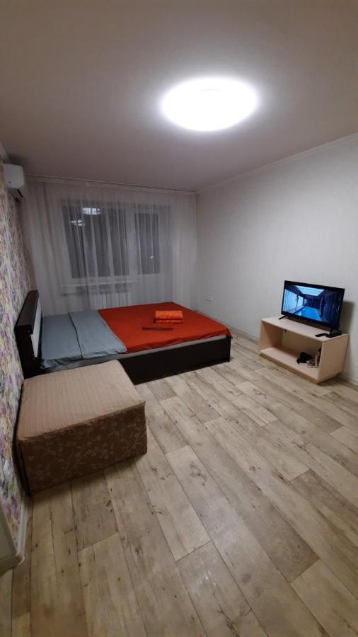 Квартира Возле Вокзала Dniprodzerzhynsk Bagian luar foto